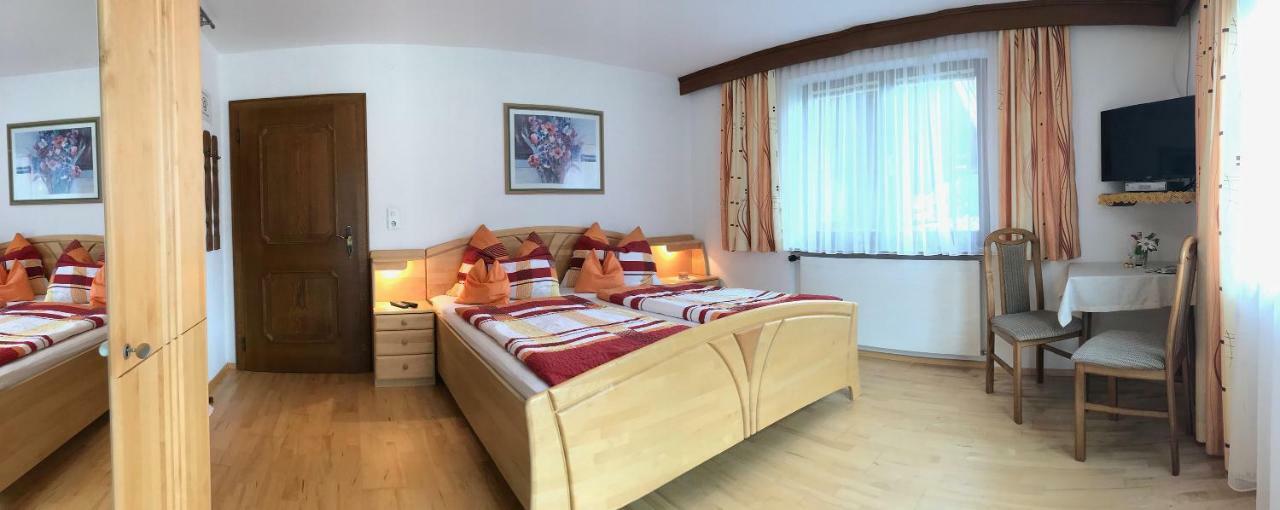 Gaestehaus Margareta Wald im Pinzgau Eksteriør bilde